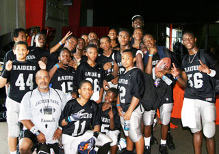 JP_raiders08-10-2010.jpg